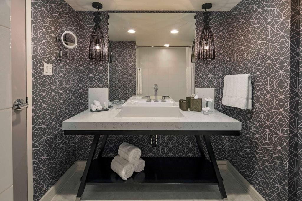 Executive King Studio with City View room - Image 2
