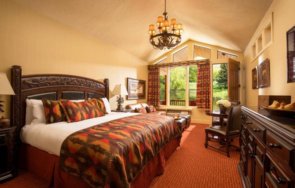 King Cabin - Creekside room - Image 2