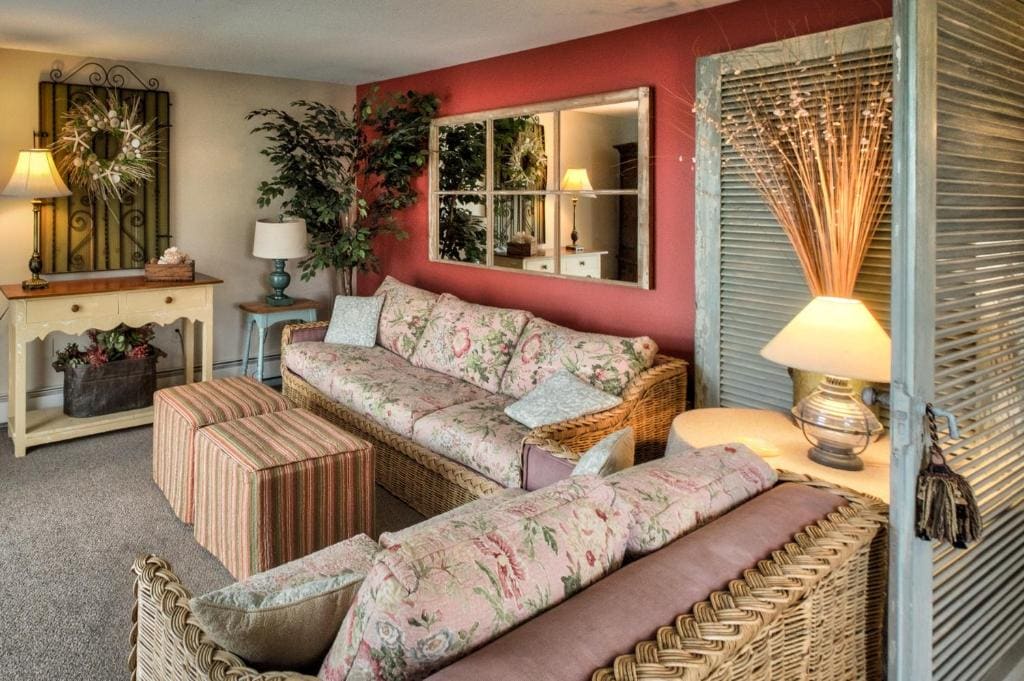 Queen Room - No Pets room - Image 1