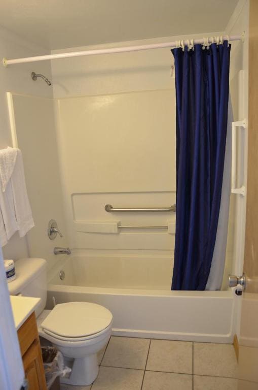 King Room (Pet-Friendly) room - Image 1