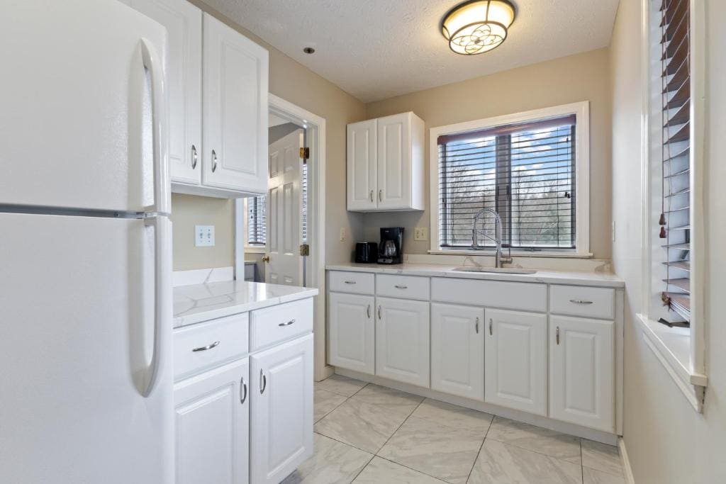 Two-Bedroom Suite with Stairs room - Image 3