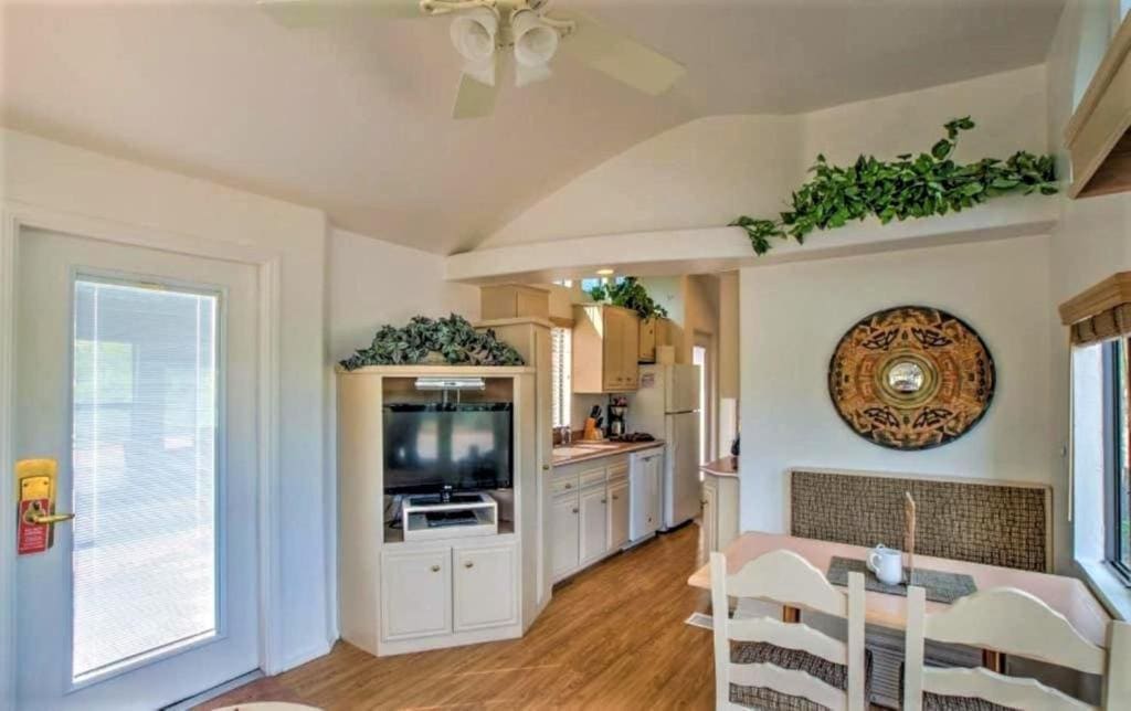 Two-Bedroom Cottage room - Image 3