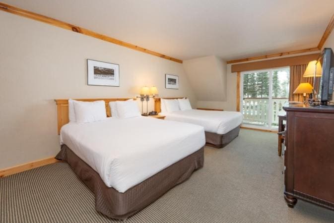 Economy Quadruple Room room - Image 2