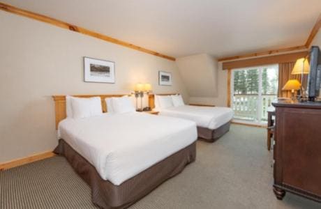 Standard Quadruple Room room - Image 2