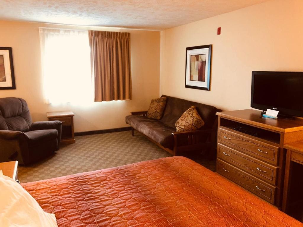 Deluxe King Room room - Image 1