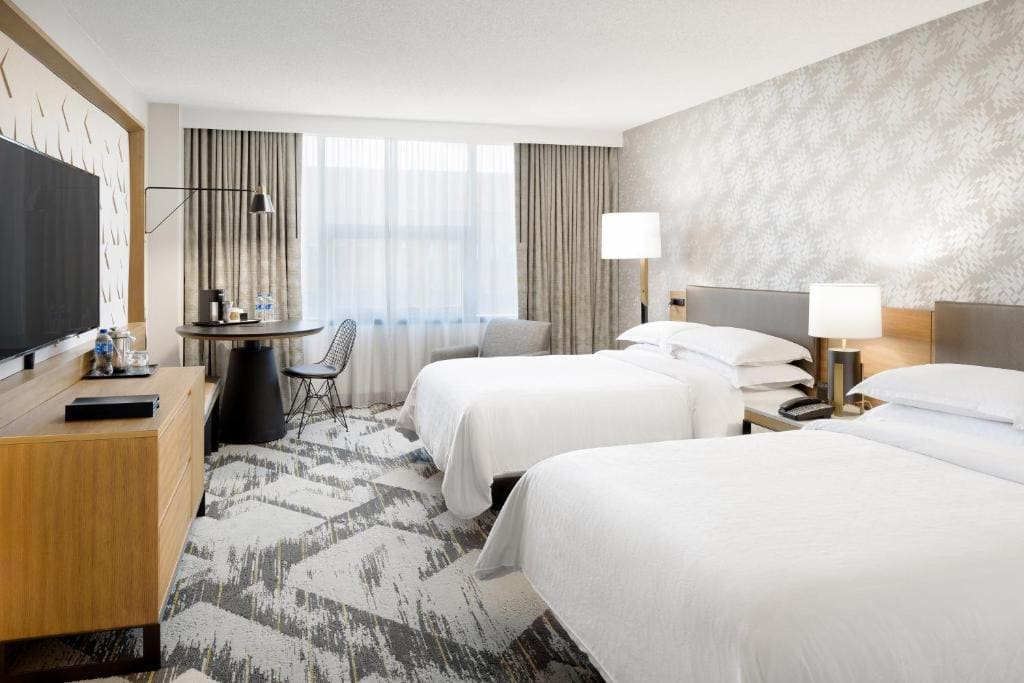 Deluxe, Guest room, 2 Double room - Image 1