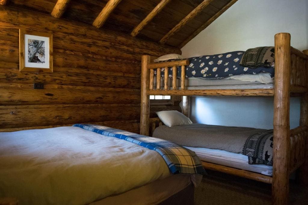 Deluxe Bungalow room - Image 2