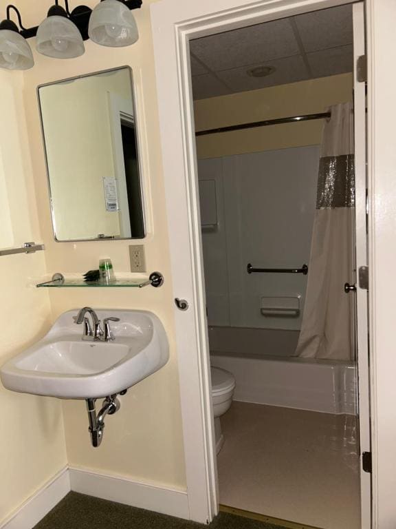 Twin Room with Bathroom room - Image 3