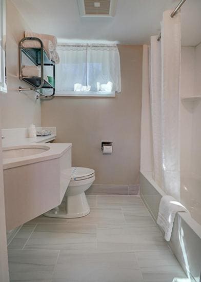 Deluxe Double Room with Two Double Beds room - Image 1
