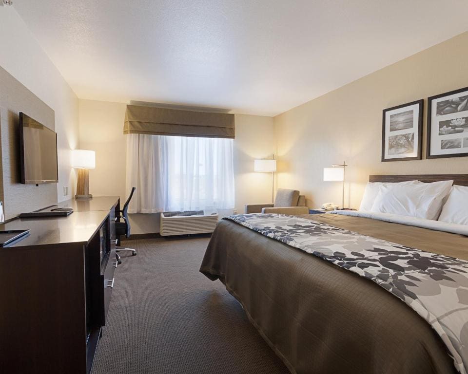Standard Room - Non-Smoking room - Image 1