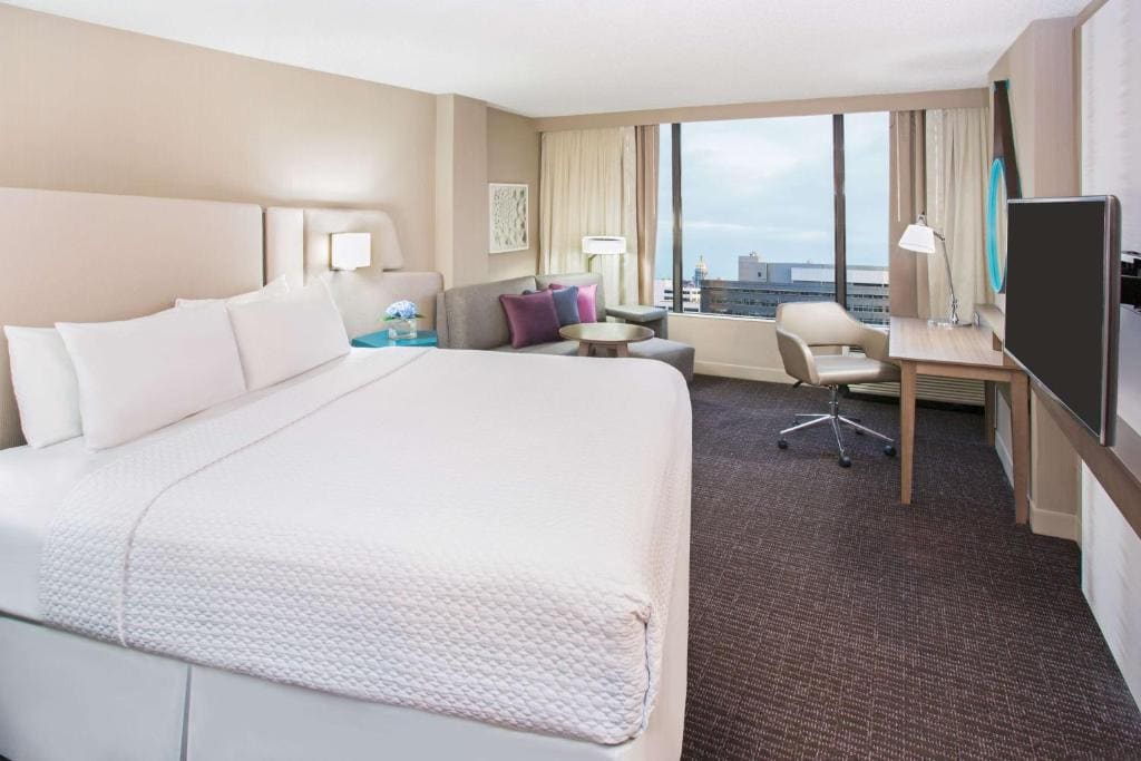 Preferred View King room - Image 1