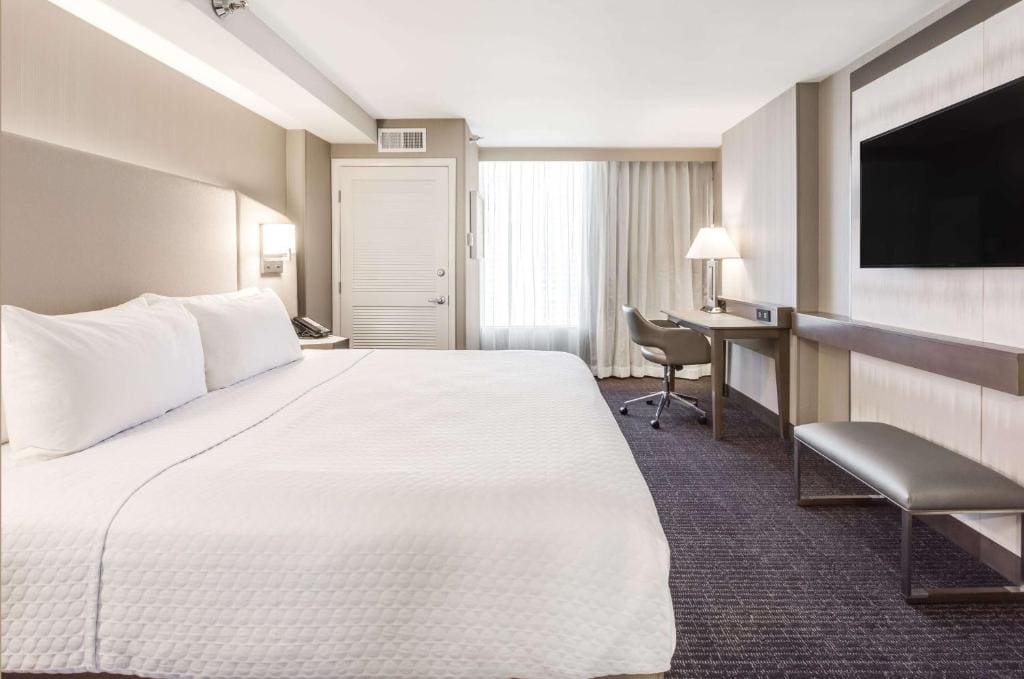 Deluxe King Room room - Image 1