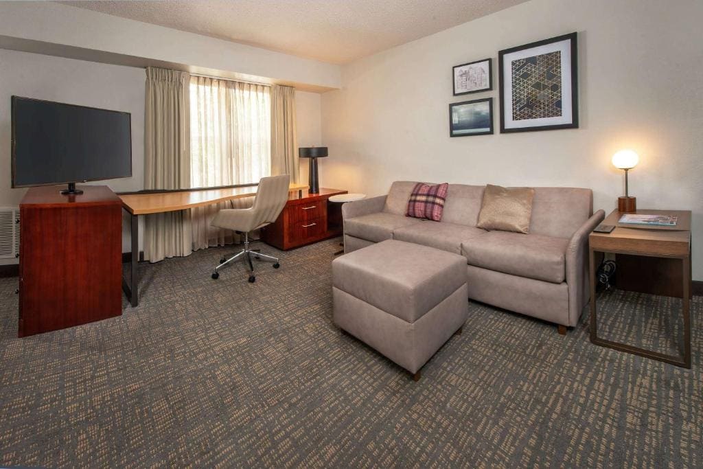 Studio Suite Queen room - Image 2