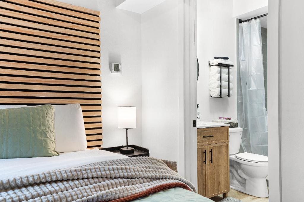 Standard Queen Room room - Image 1