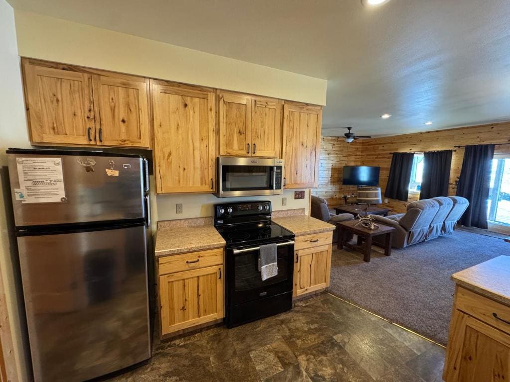 One-Bedroom Bungalow room - Image 2