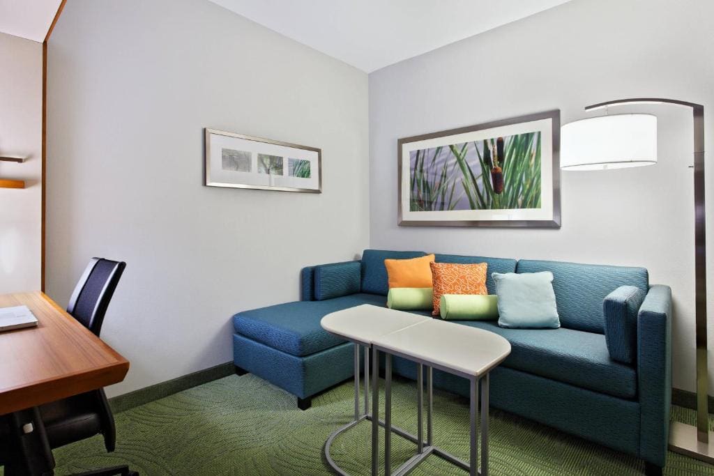 King Suite with Trundle Sofa room - Image 1