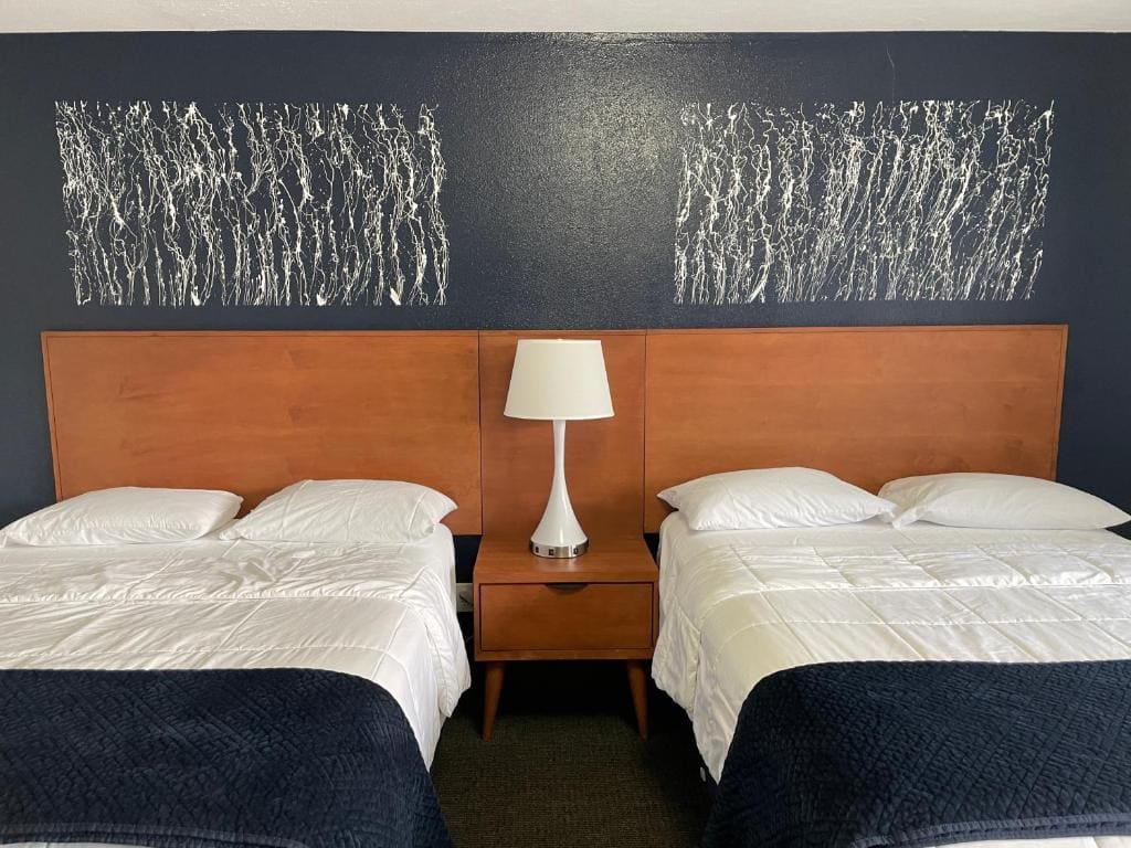 Queen Room with Two Queen Beds room - Image 3
