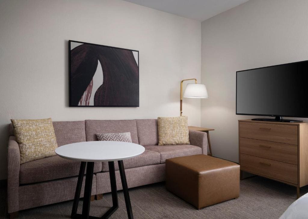 Studio Queen Suite - Non-Smoking room - Image 2