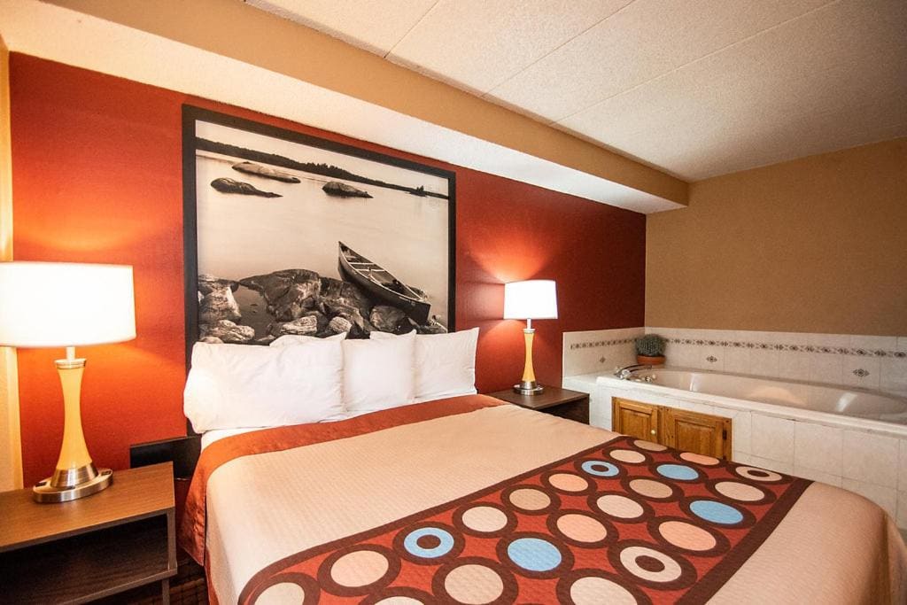Queen Studio Suite - Non-Smoking room - Image 1