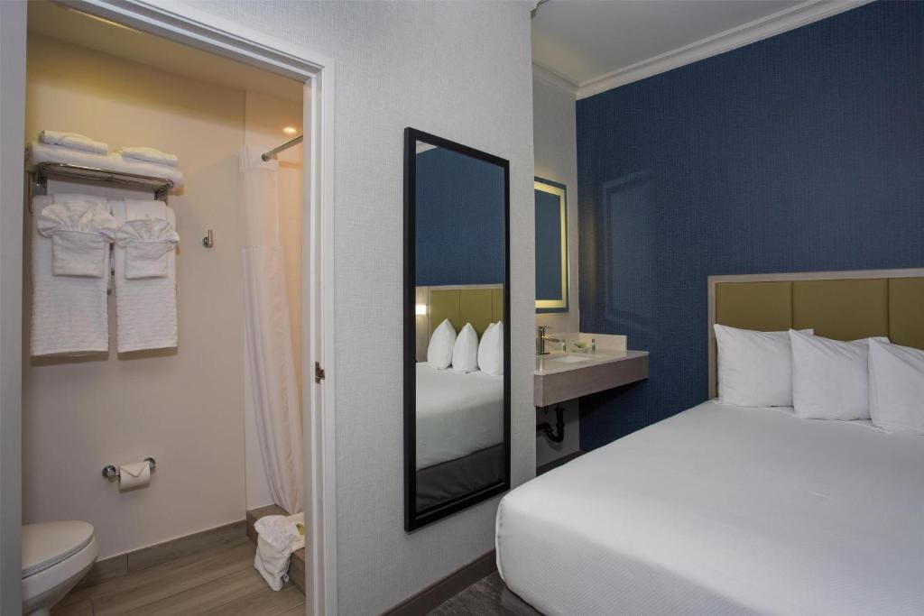 King Room room - Image 2