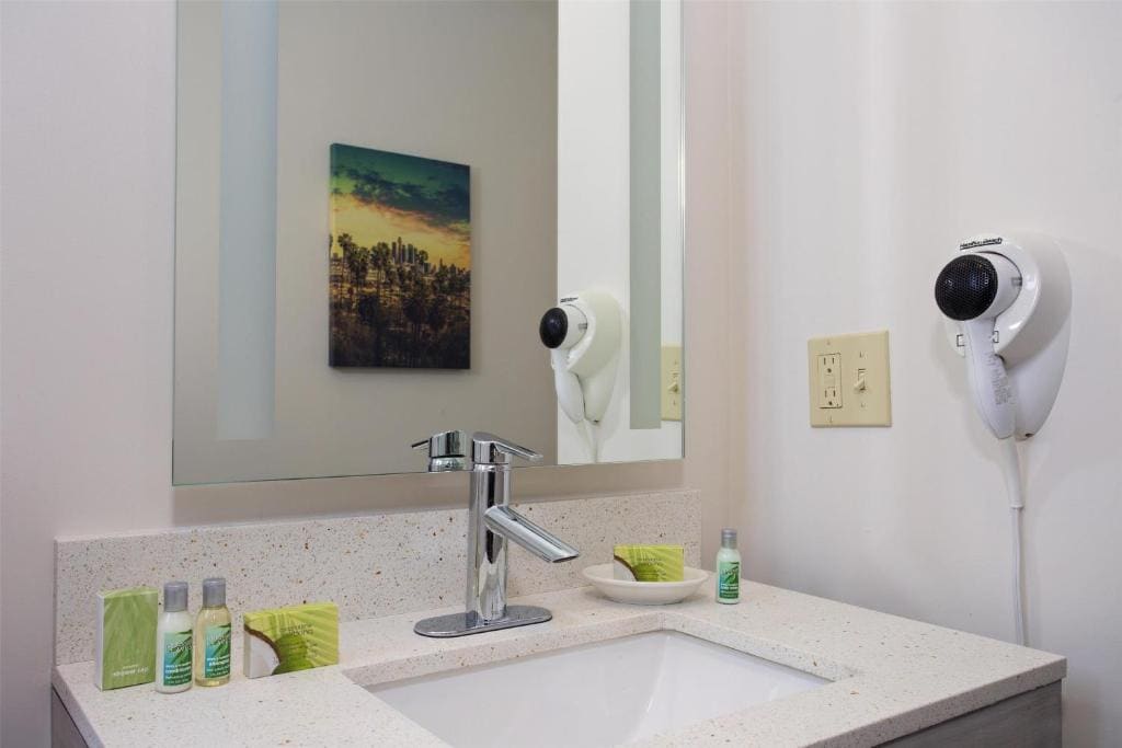 King Room room - Image 1