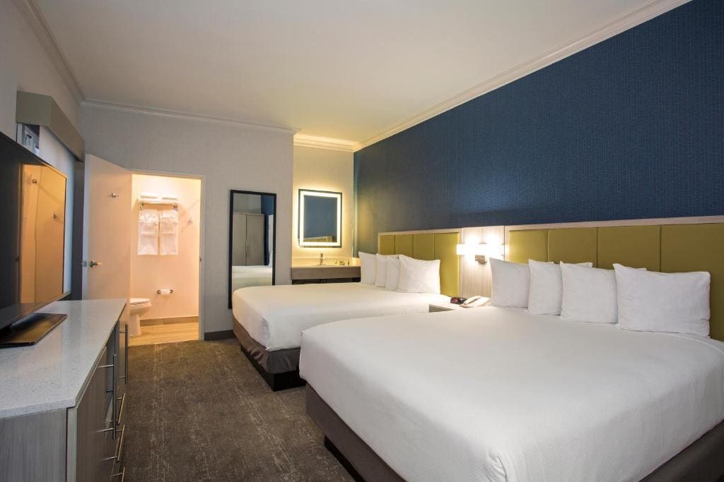 Queen Room with Two Queen Beds room - Image 1