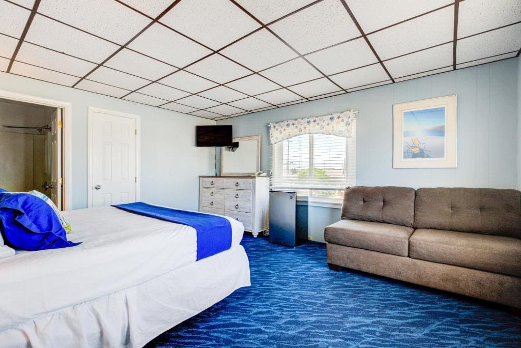 Deluxe King Room room - Image 3