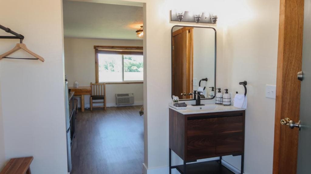 Deluxe King Studio room - Image 2