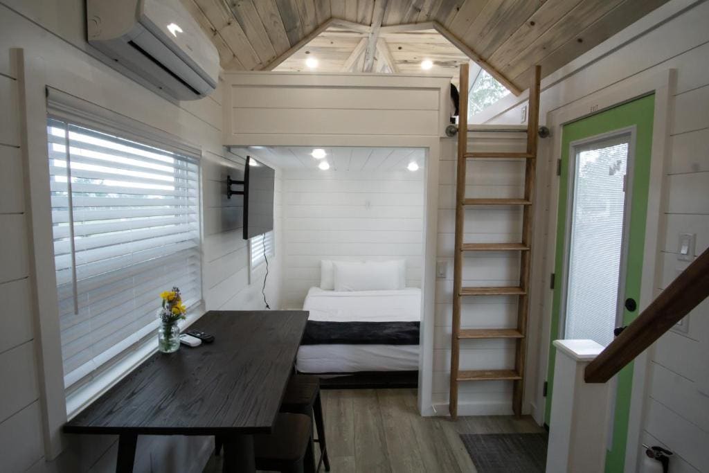 Two-Bedroom Suite room - Image 3
