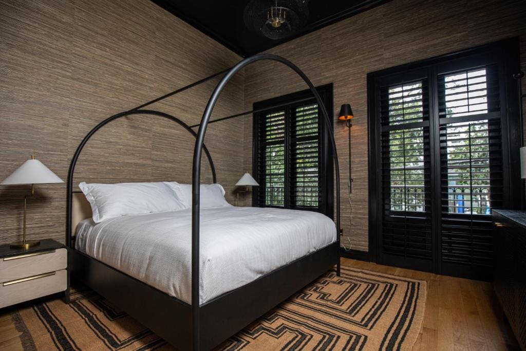 Junior Suite with Balcony room - Image 1
