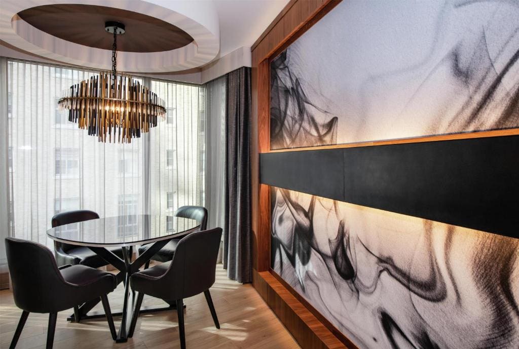 One-Bedroom King Suite with Water view room - Image 2