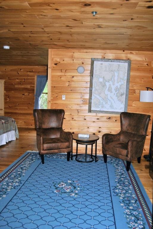 Double Room with Balcony room - Image 3