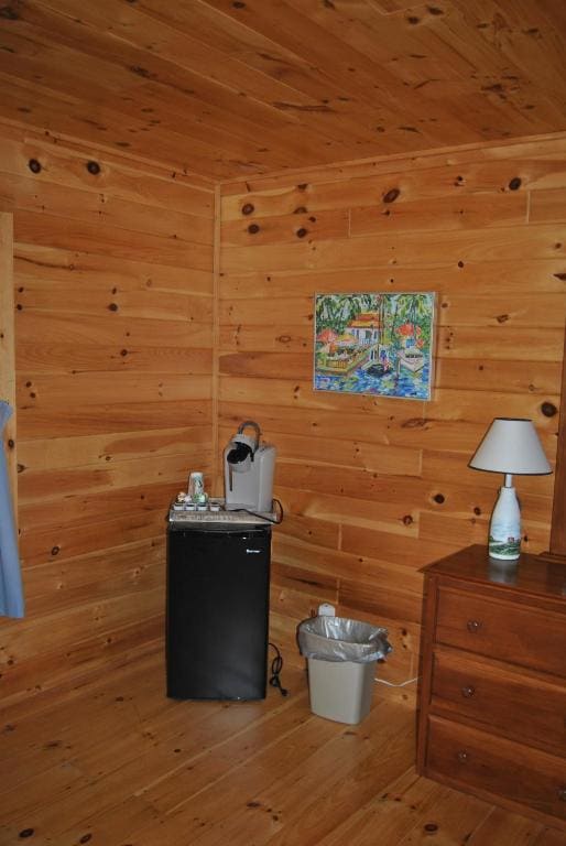 King Room with Balcony room - Image 2