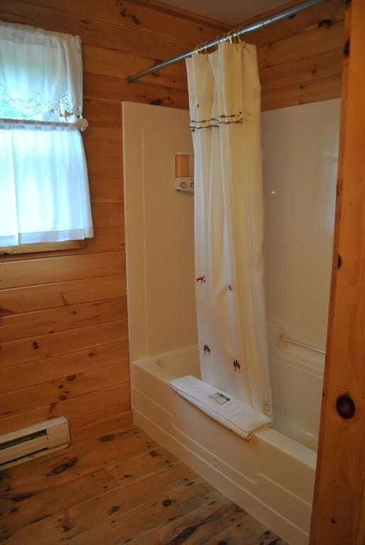 King Room room - Image 1