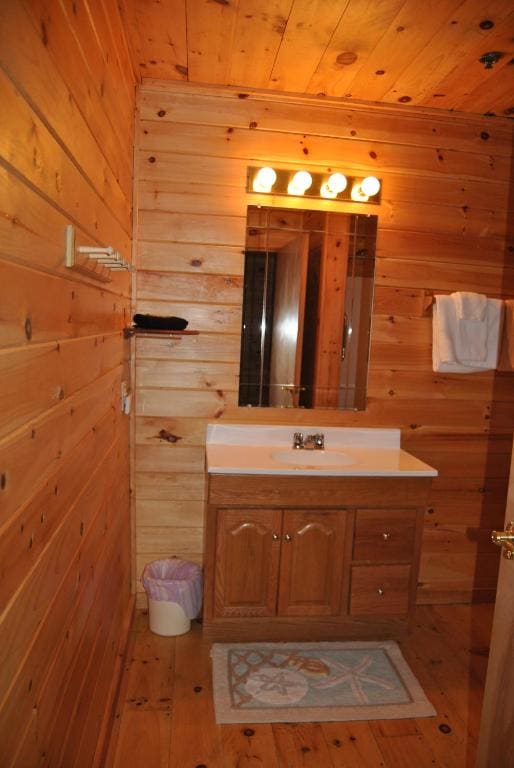 Standard Queen Room room - Image 1