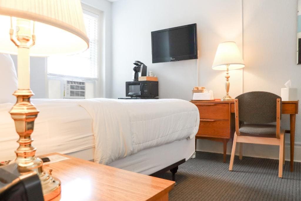 Queen Studio room - Image 1