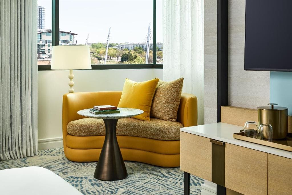 Luxury King Room room - Image 2