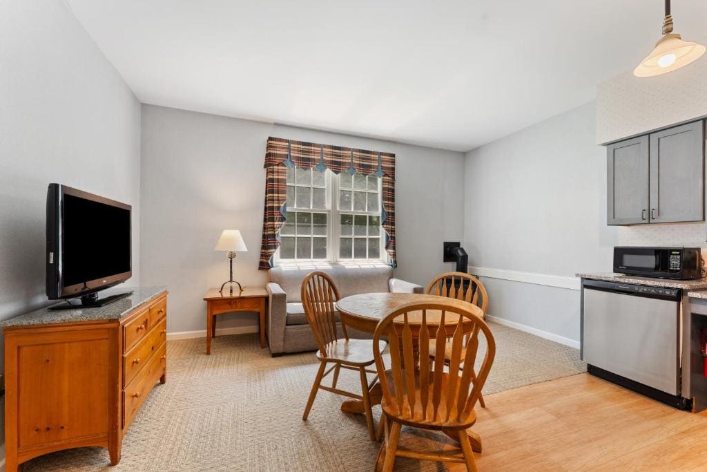 Quadruple Room room - Image 2