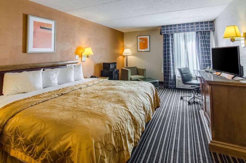 King Room - Non-Smoking room - Image 3