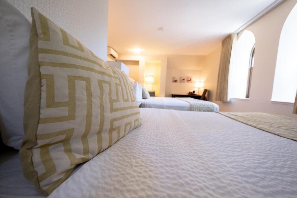 Queen Room room - Image 1