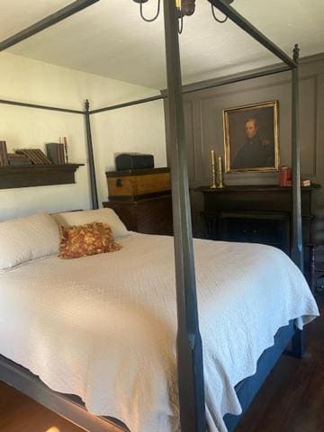 Deluxe Double Room with Bath room - Image 2