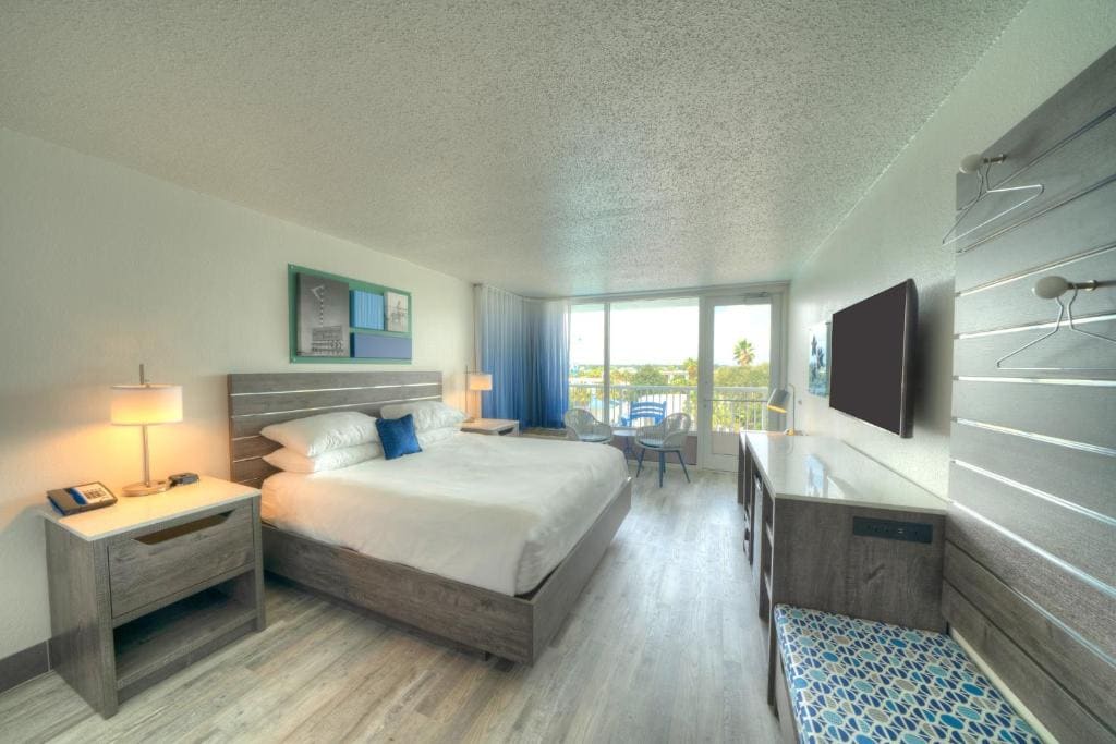 King Room with Pool View room - Image 2