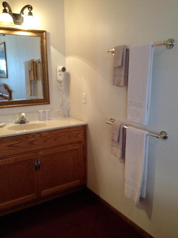 Family Room room - Image 1