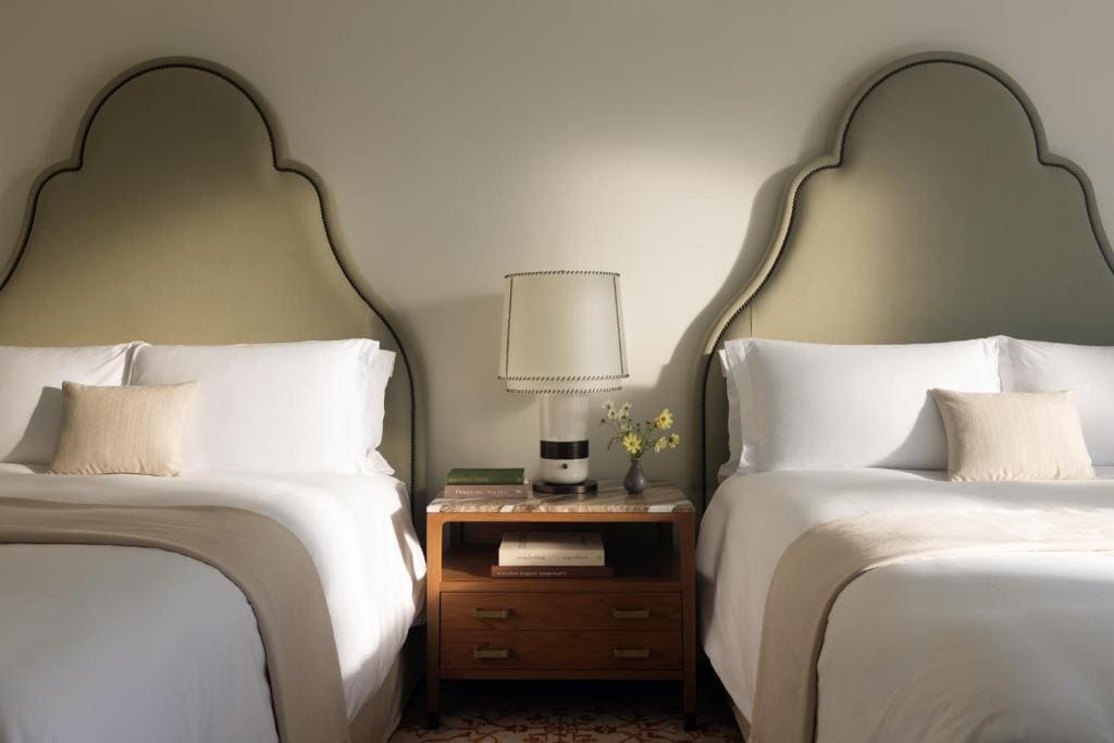 Deluxe Double Room room - Image 2