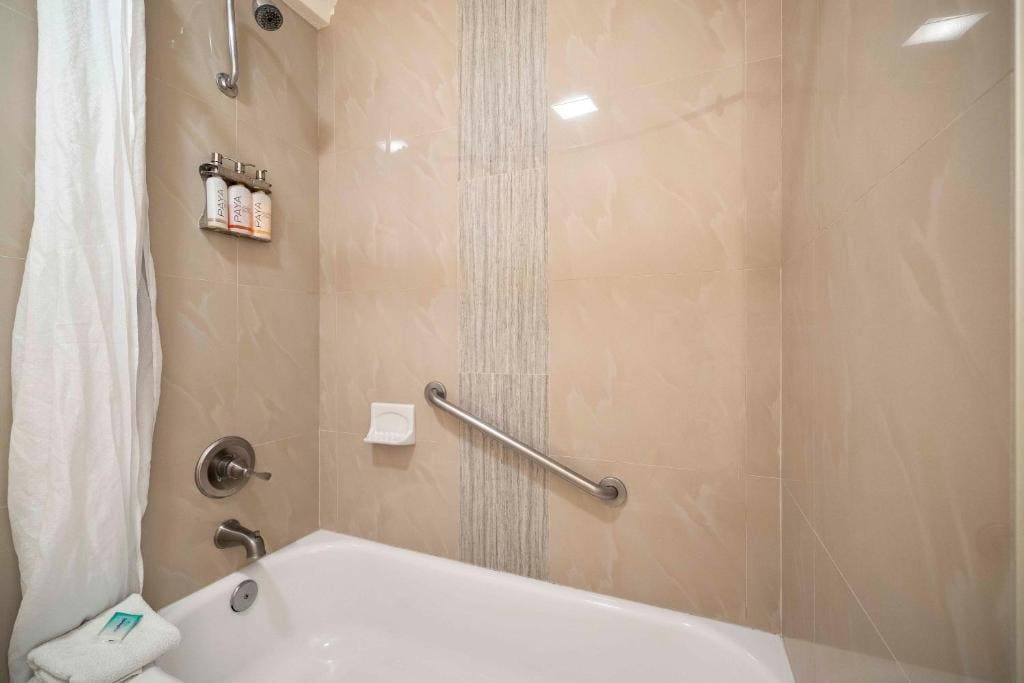 Suite with Patio room - Image 2