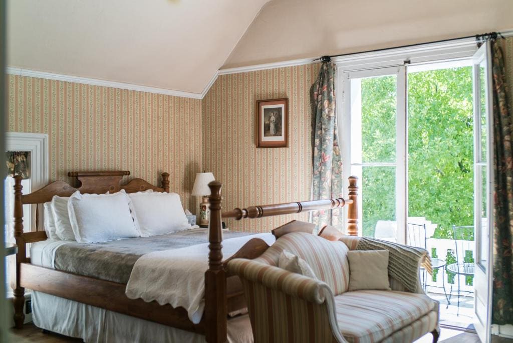 Double Room with Private Bathroom room - Image 1