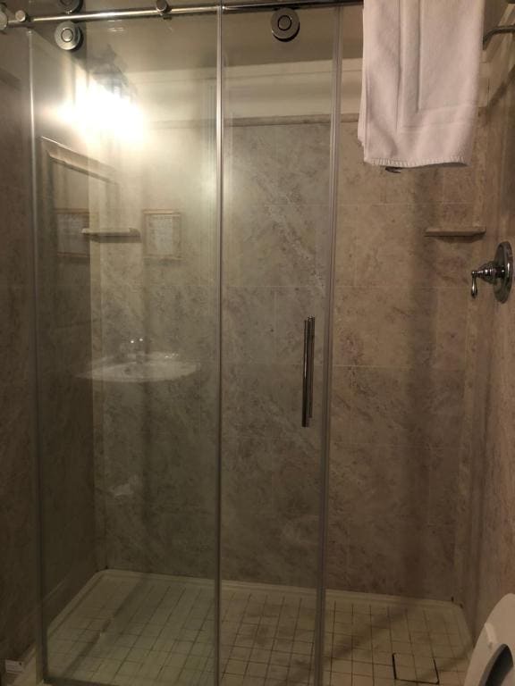 Standard Lincoln Suite room - Image 3