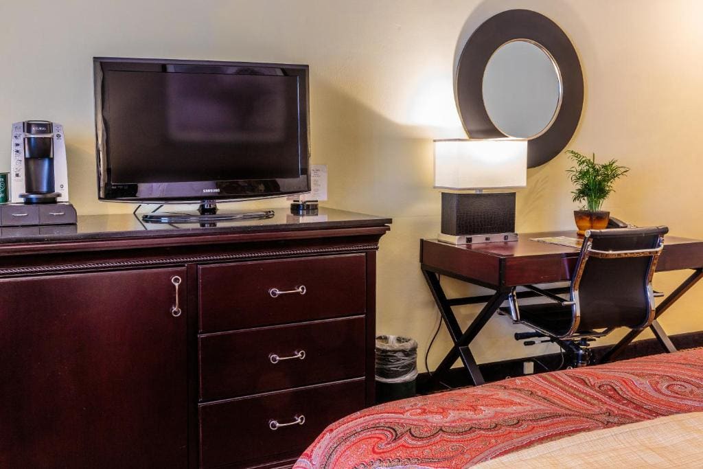 Standard King Room room - Image 2