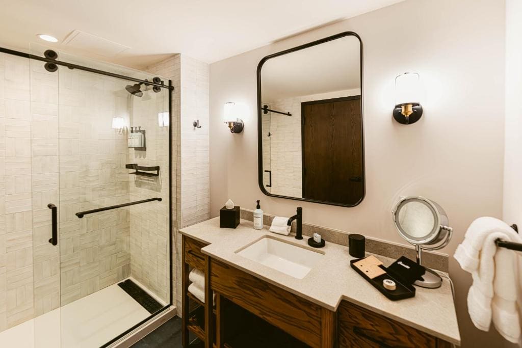 Suite with River View room - Image 3