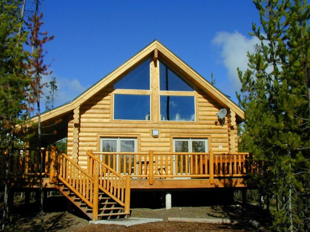 One-Bedroom Cottage room - Image 2